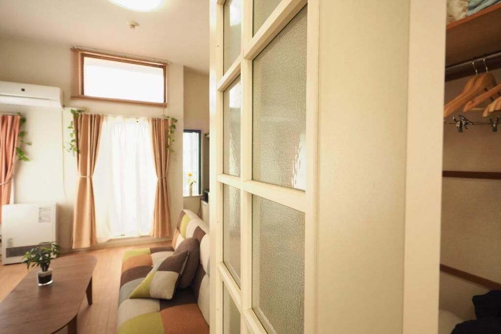 Apartment | Living room | Flat-screen TV