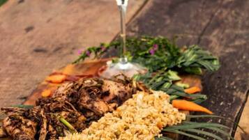 Spécialités Cuisine locale et internationale