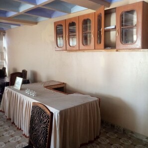 Free daily continental breakfast - Swala Resort (Gilgil)