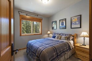 3 habitaciones, tabla de planchar con plancha y wifi gratis 