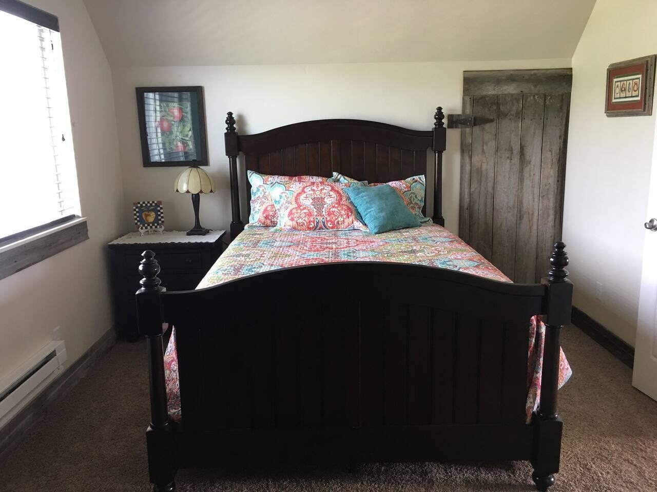 Beautiful Bear Lake House, with big grassy yard, 4 mins to North Beach.