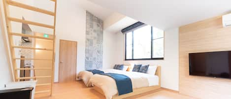 VILLA H, Japanese-Western style Room, 45.13 square meter + Loft | Individually decorated, blackout drapes, iron/ironing board, free WiFi