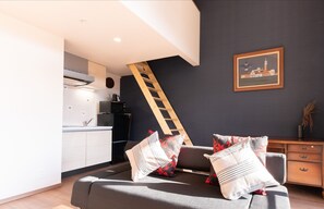 Room (VILLA B, Western style, Loft) | Ruang tamu