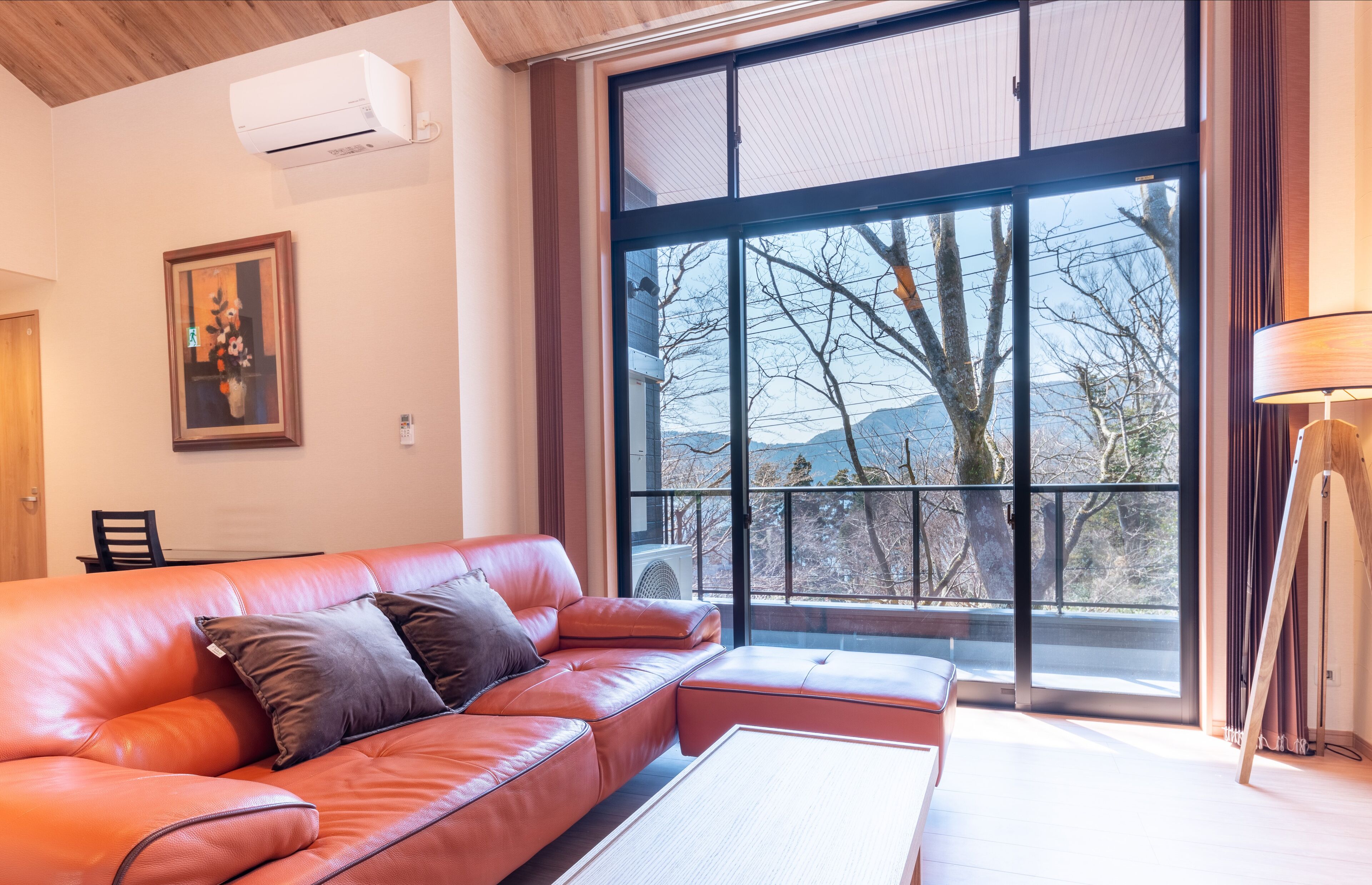 Habitación (VILLA D, Western style, Loft) | Área de sala de estar