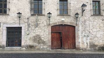 Entrada de la propiedad