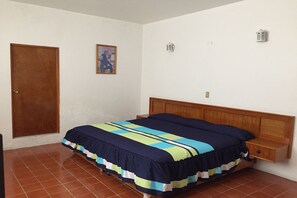 Superior Room, 1 King Bed | Free WiFi, bed sheets