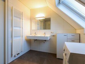 Ferienhaus | Badezimmer | Dusche