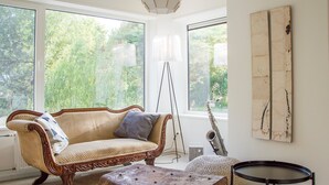 Living room - Refined Holiday Home in Philippine With Private Terrace (Philippine)