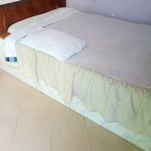 Single Room - Smartie Guest House (Nakuru)