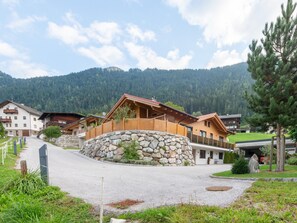 Apartment | Exterior - Apartment in Tyrol Near Ski Lift (Bruck am Ziller)