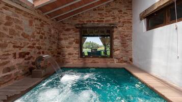 Cottage | Spa treatment