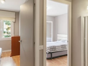3 bedrooms - Modern Apartment in Cassa de la Selva With Balcony (Cassa de la Selva)