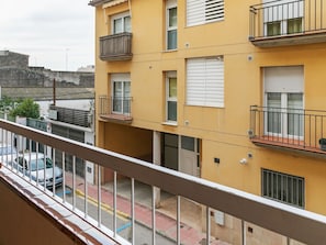 Balcony - Modern Apartment in Cassa de la Selva With Balcony (Cassa de la Selva)