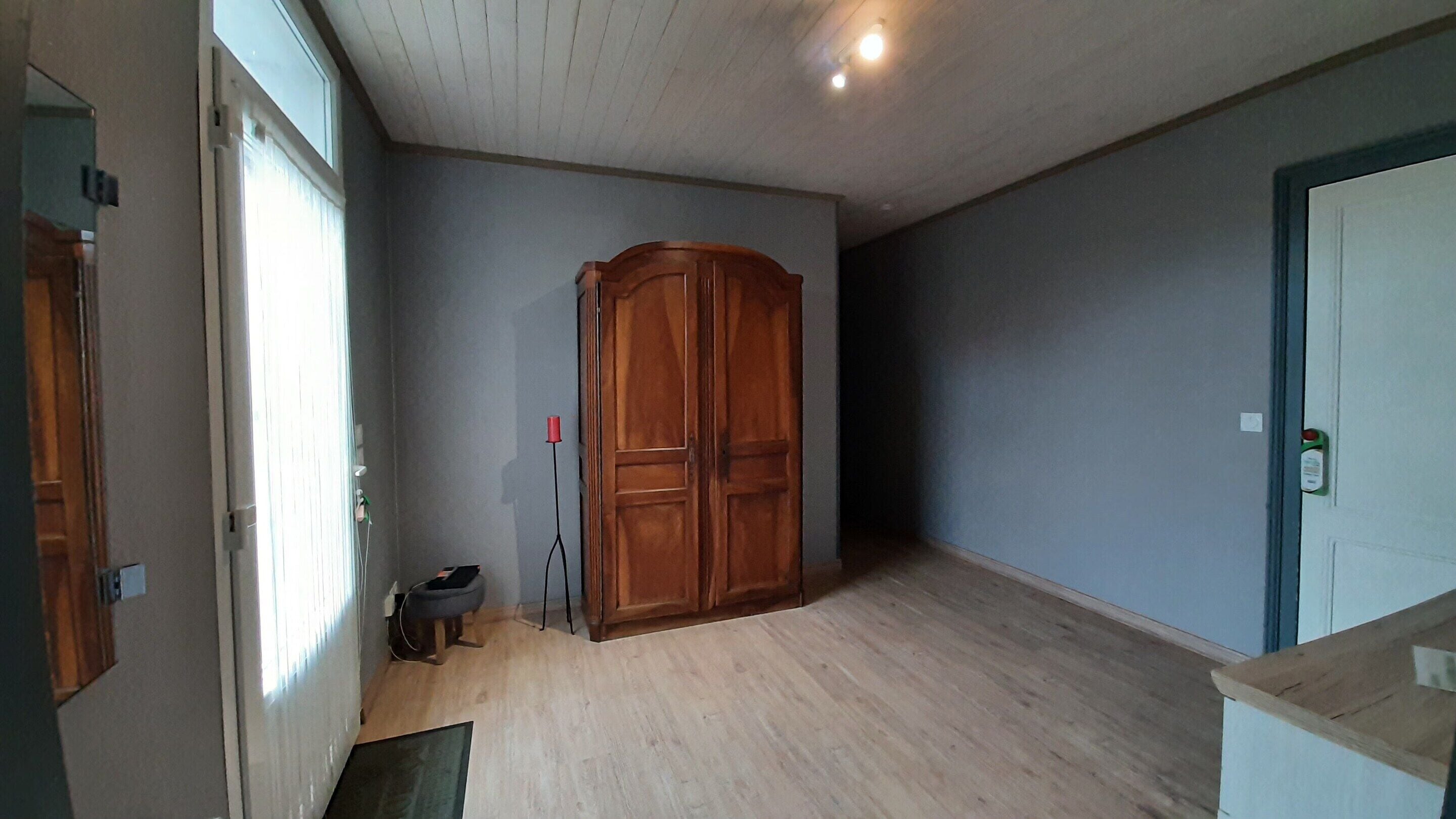 House | Reception