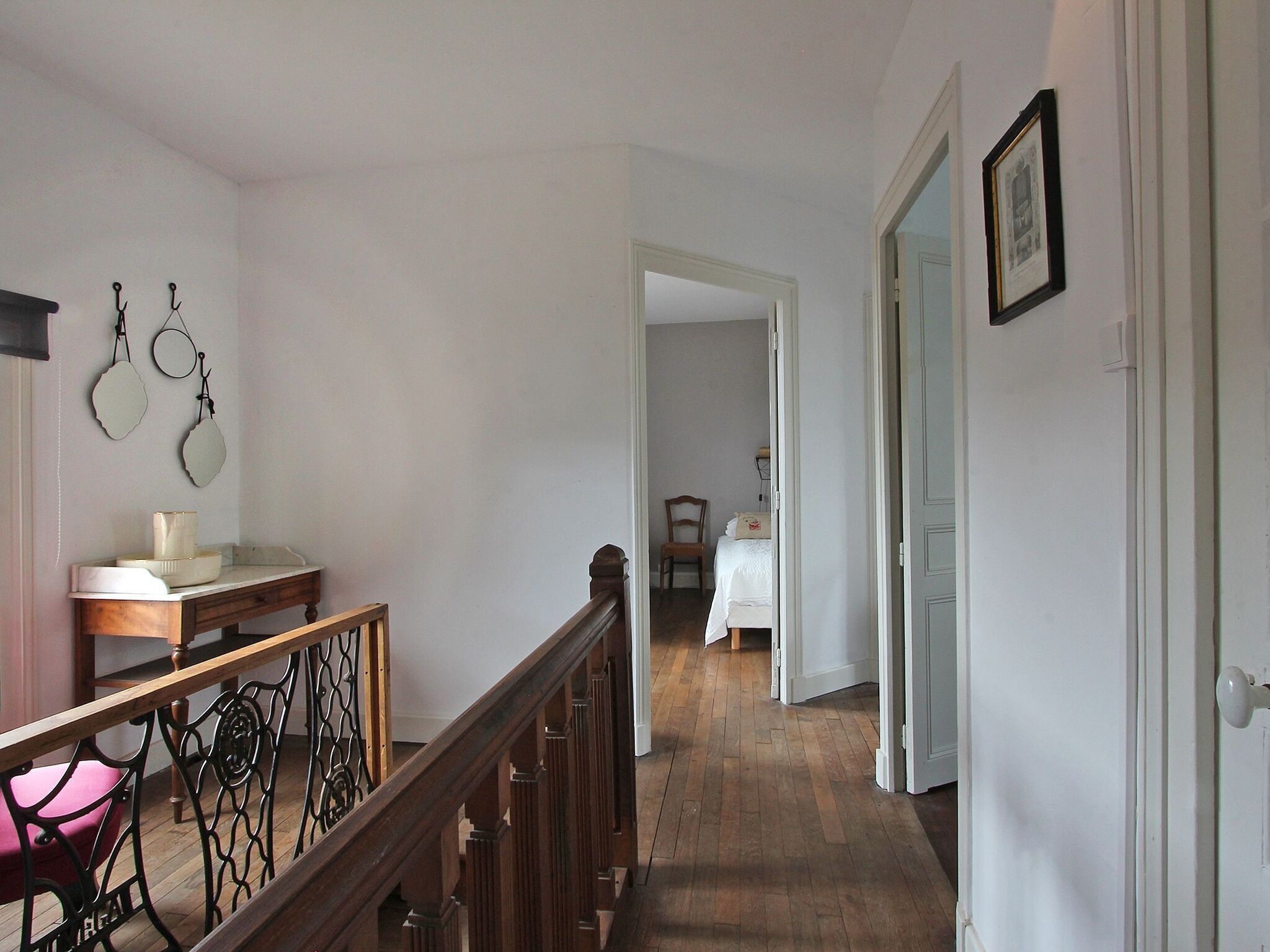 4 bedrooms, minibar, individually furnished, cots/infant beds