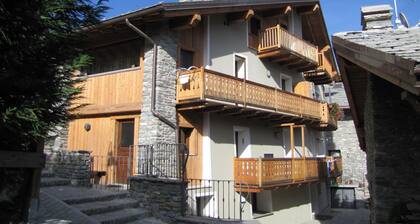Cosy Apartment in Sarre With Heating