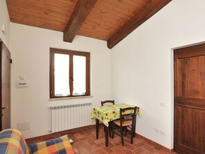Dining - Peaceful Farmhouse in Gubbio With Swimming Pool (Gubbio)