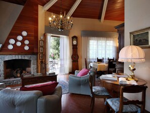 House | Living room | Fireplace - Attractive Holiday Home in Magliano With Private Swimming Pool (Fivizzano)
