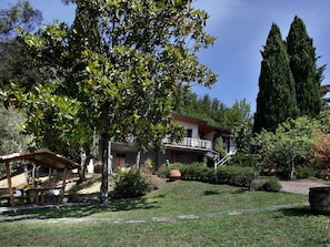 Exterior - Attractive Holiday Home in Magliano With Private Swimming Pool (Fivizzano)
