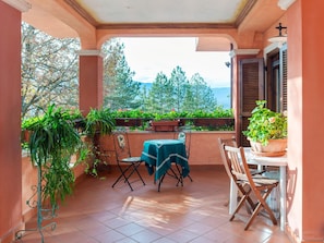 Villa | Exterior