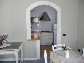 Syöttötuoli