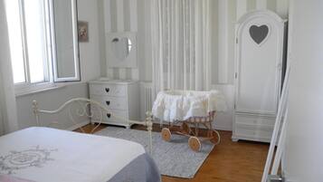 5 phòng ngủ, trang bị nội thất với thiết kế riêng biệt