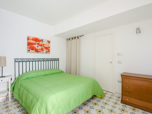 Homespun Holiday Home in Ceraso With Garden
