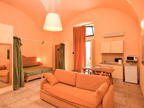 Microwave - Comfy Apartment in Gagliano del Capo With Swimming Pool (Gagliano del Capo)