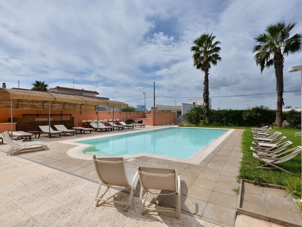 Outdoor pool - Comfy Apartment in Gagliano del Capo With Swimming Pool (Gagliano del Capo)