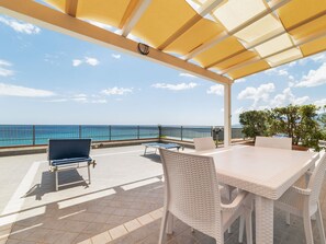 Balcony - Elegant Apartment in Villammare With Sea View (Vibonati)