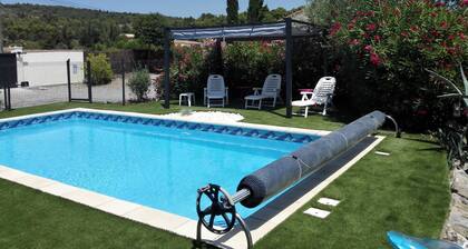 Charming Villa in Azillanet With Private Swimming Pool