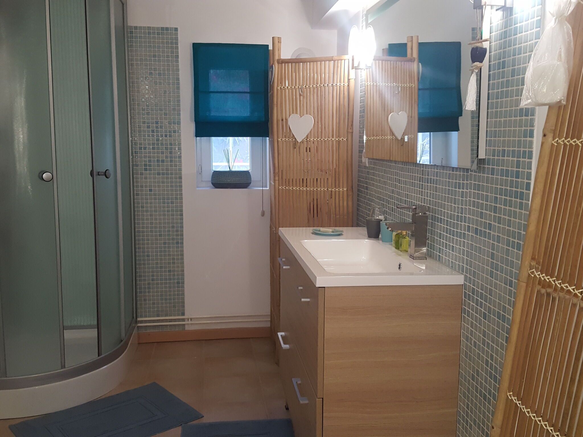 Villa | Bathroom | Shower, hair dryer
