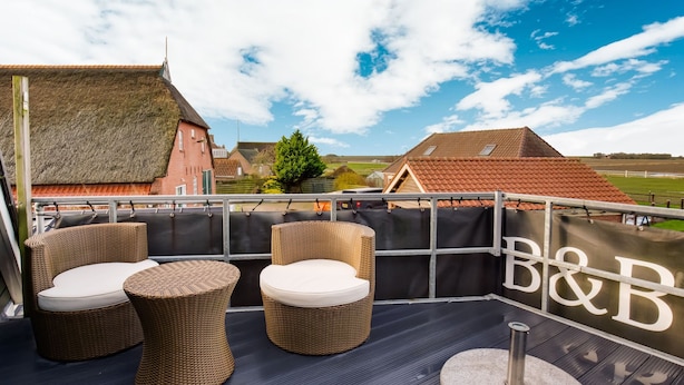 Unclassified image, 1 of 25, button - Lovely and Comfortable Apartment in Ferwerd (Ferwerd)