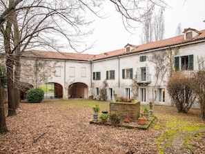 House | Exterior - Boutique Holiday Home in Terruggia With Garden (Terruggia)