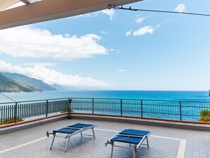 Balcony - Soothing Apartment in Villammare With Small Garden (Vibonati)