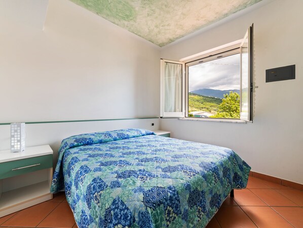 Room amenity - Soothing Apartment in Villammare With Small Garden (Vibonati)