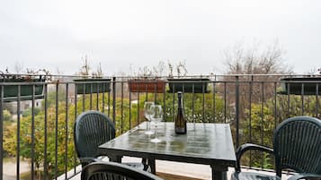 Ferienhaus | Balkon