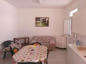 House | Living room - Comfy Holiday Home in San Lorenzo With Garden (Noto)