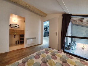 House | 2 bedrooms, individually furnished, bed sheets - Olonzac Escape: Pool & Charm (Olonzac)