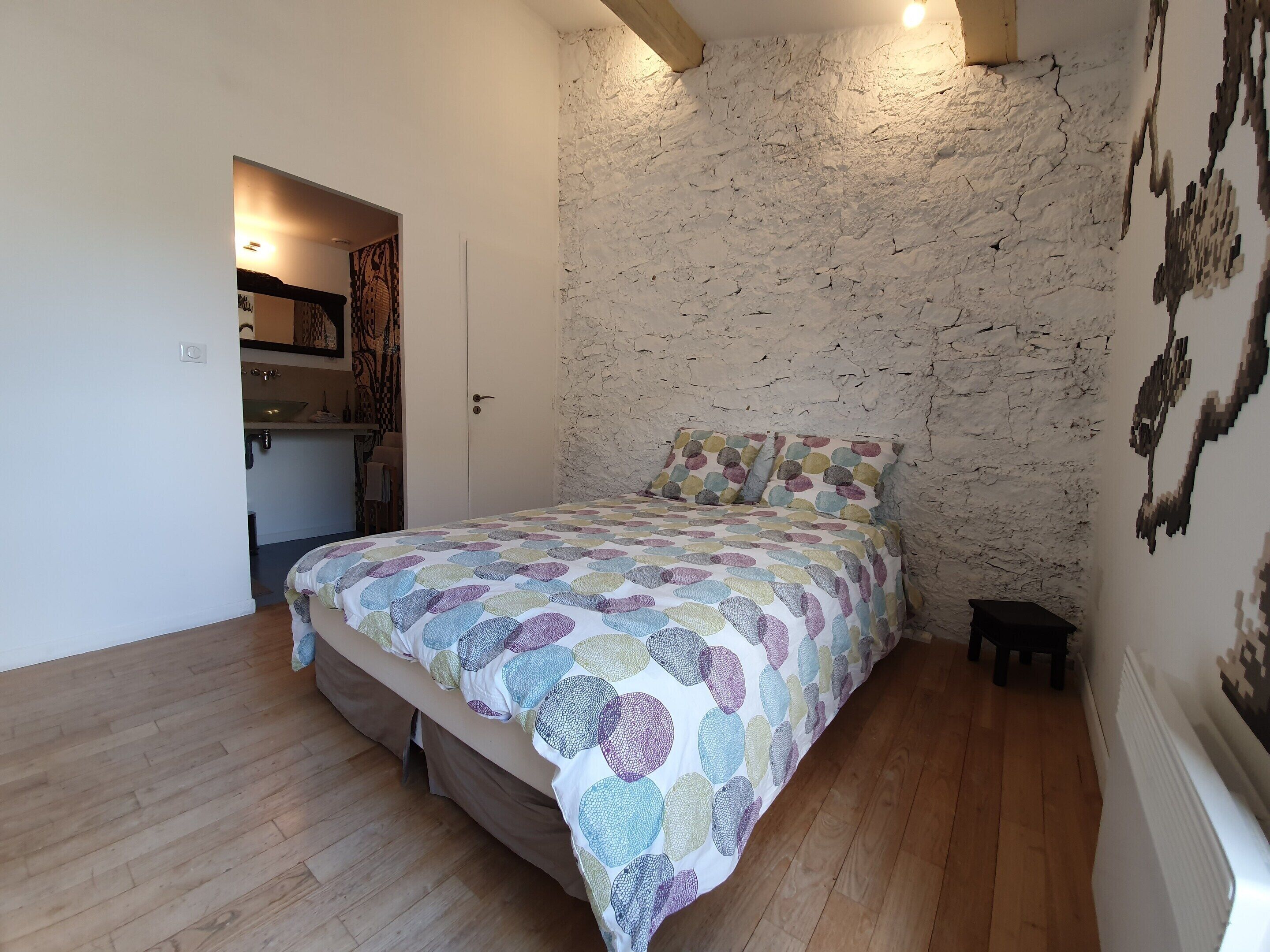 House | 2 bedrooms, individually furnished, bed sheets