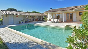 Exterior - Magnificent Villa With Private Pool, Terrace, Outdoor Kitchen and Views of the Gorges (Cesseras)