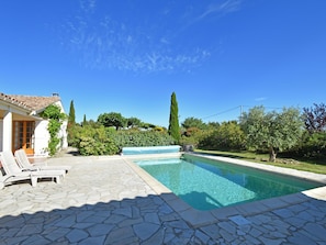 Outdoor pool, a heated pool - Magnificent Villa With Private Pool, Terrace, Outdoor Kitchen and Views of the Gorges (Cesseras)