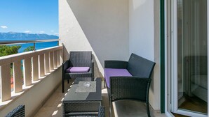 Balcony - Contemporary Apartment in Drvenik With Balcony (Gradac)