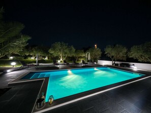 Ferienhaus | Pool | Innenpool, Außenpool