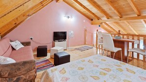 Unclassified image, 5 of 24, button - Joyful Apartment in Polača with Swimming Pool  (Polaca)