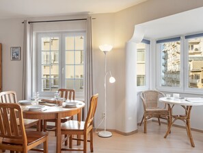 Dining - Modern Apartment in Westende Middelkerke With Beach Nearby (Middelkerke)