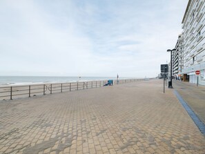 Exterior - Modern Apartment in Westende Middelkerke With Beach Nearby (Middelkerke)