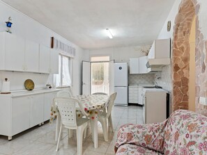 Dining - Decent Holiday Home in San Lorenzo With Garden (Noto)