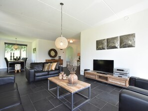 House | Living room