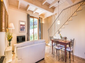 Apartment | Living room